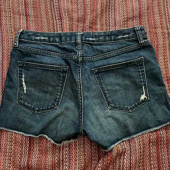 Gap denim shorts size 26"💙 - Picture 6 of 6